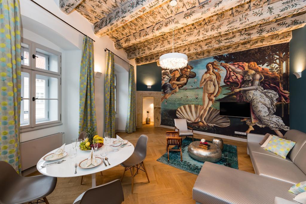 Old Royal Post Boutique Hotel & Premium Suites Прага Номер фото